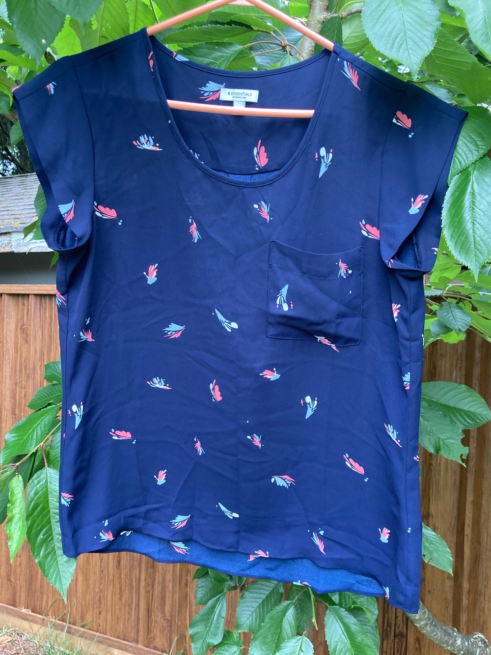 Reitmans Navy Floral Print Short Sleeve Blouse